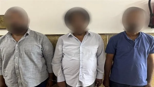 مع شقيقه ووالده.. تفاصيل القبض على شخص اجتاح منزل طليقته في أكتوبر مع شقيقه ووالده.. تفاصيل القبض على شخص اجتاح منزل طليقته في أكتوبر