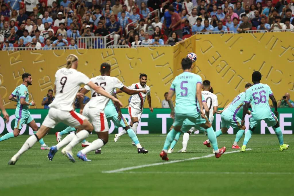 معتز عبدالله لـ365Scores: العين لم يكن جاهزًا لمنافسات كأس العالم للأندية والتعاقدات شملت لاعبين غير معروفين. معتز عبدالله لـ365Scores: العين لم يكن جاهزًا لمنافسات كأس العالم للأندية والتعاقدات شملت لاعبين غير معروفين.