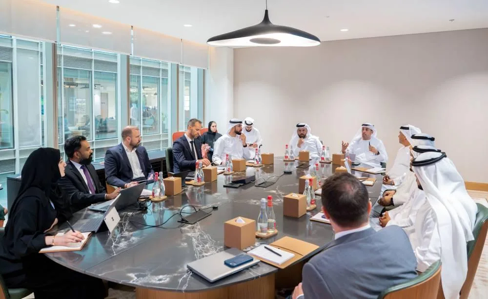 معرض دبي للطيران 2025 يستقطب أكبر عدد من المشاركين في مجال الفضاء.