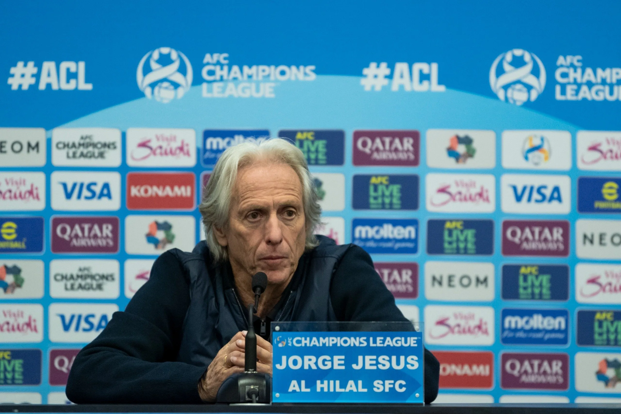 مفاجأة الموسم.. النصر يتواصل مع خيسوس لتولي تدريب الفريق بدلاً من بيولي