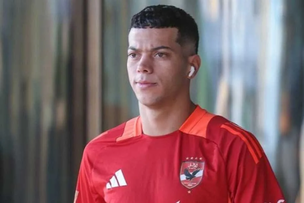 مفاجأة لجمهور الأهلي حول فرص إمام عاشور في اللعب بالمونديال مفاجأة لجمهور الأهلي حول فرص إمام عاشور في اللعب بالمونديال