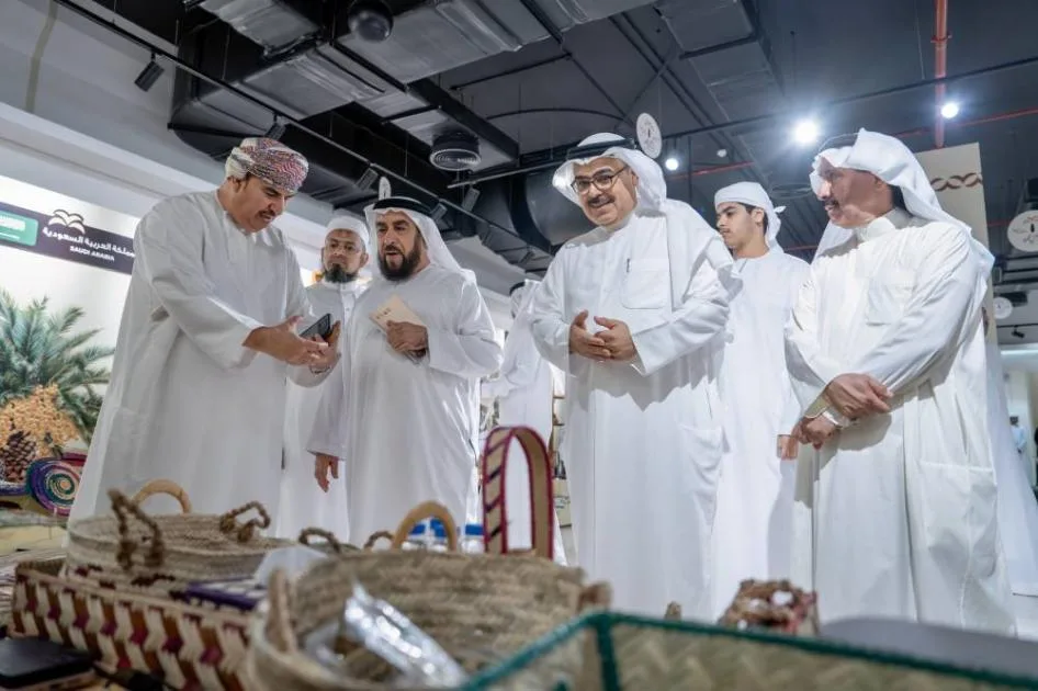 مفتي المسجد الكبير في مومباي يزور «الشارقة للتراث»