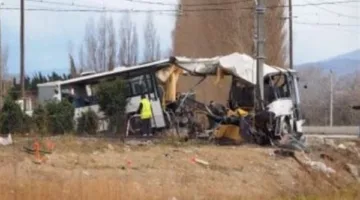 مقتل 15 فردًا جراء حادث بين حافلة طلاب وشاحنة صغيرة في شمال ماليزيا