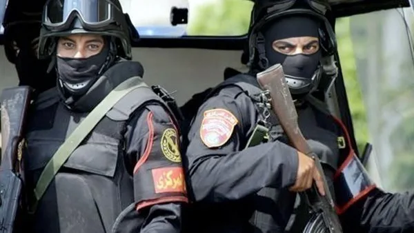 مقتل اثنين من المجرمين خلال اشتباك مسلح مع الشرطة في أسيوط مقتل اثنين من المجرمين خلال اشتباك مسلح مع الشرطة في أسيوط