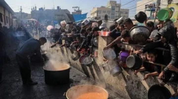 مقرر أممي: حظر إسرائيل لدخول المساعدات إلى غزة يعتبر تجويعاً وانتهاكاً للقانون الدولي
