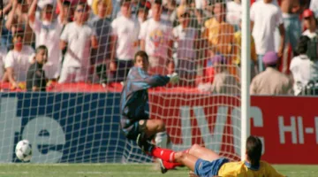 ملعب كأس العالم للأندية 2025 يشهد هدفًا أدى إلى وفاة الهداف!