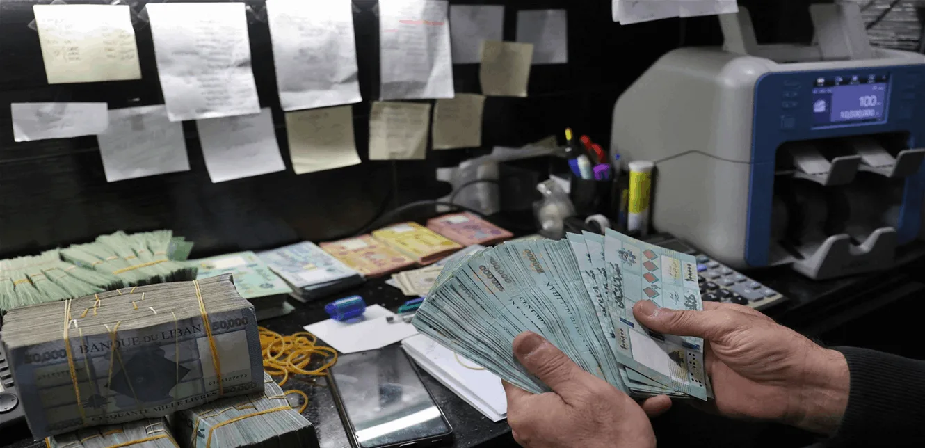 من تحويل الأموال إلى مساعدات عينية… هذا ما يترقب لبنان نتيجة القائمة السوداء. من تحويل الأموال إلى مساعدات عينية… هذا ما يترقب لبنان نتيجة القائمة السوداء.