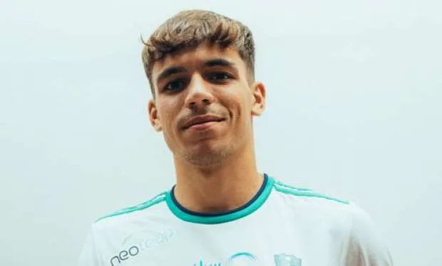 منافس الأهلي.. بورتو يتهيأ لكأس العالم للأندية عبر صفقة قوية من جدة منافس الأهلي.. بورتو يتهيأ لكأس العالم للأندية عبر صفقة قوية من جدة