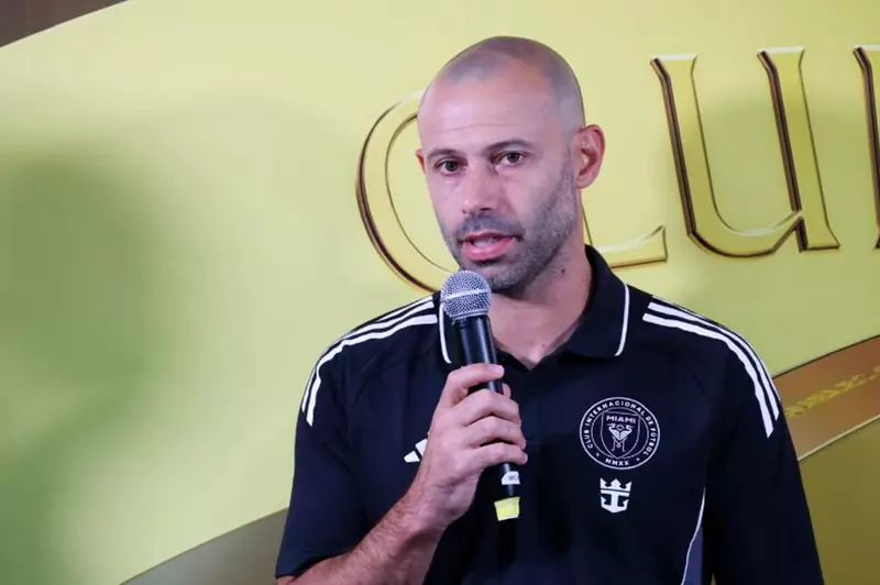 منافس الأهلي: ماسكيرانو: لا نعلم إن كنا سنشارك في كأس العالم للأندية مجددًا ويجب علينا الاستمتاع باللحظة. منافس الأهلي: ماسكيرانو: لا نعلم إن كنا سنشارك في كأس العالم للأندية مجددًا ويجب علينا الاستمتاع باللحظة.