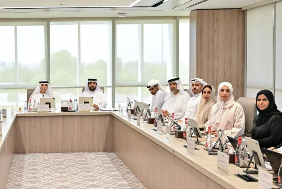 مناقشة تعزيز مراقبة تجارة الحيوانات والنباتات المهددة بالانقراض