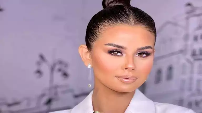 منة عرفة تقوم بتمارين رياضية شاقة في “الجيم”.. (صور وفيديو) منة عرفة تقوم بتمارين رياضية شاقة في “الجيم”.. (صور وفيديو)