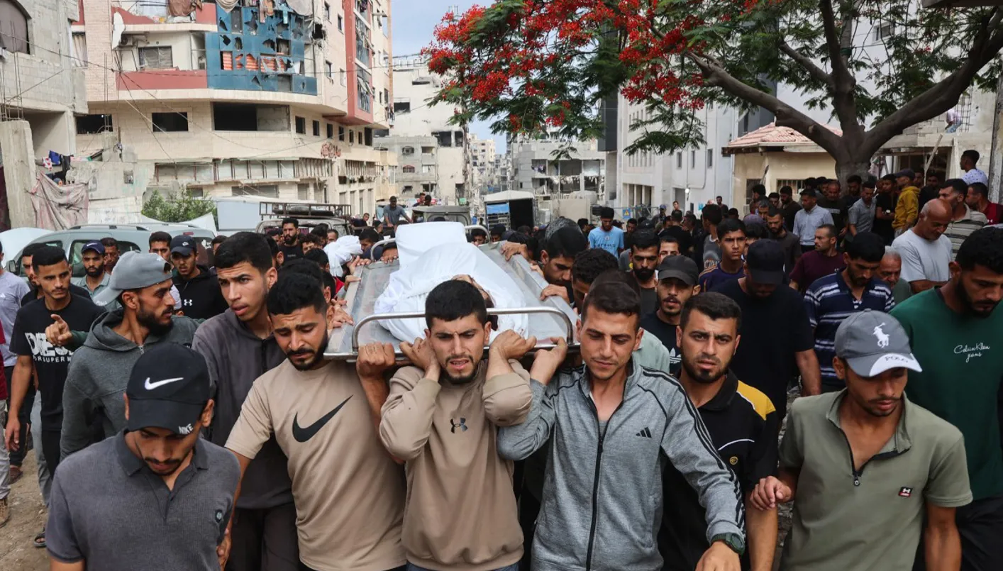 منطقة الإغاثة تتحول إلى ساحة مروعة: 51 قتيلاً في غزة جراء نيران إسرائيلية منطقة الإغاثة تتحول إلى ساحة مروعة: 51 قتيلاً في غزة جراء نيران إسرائيلية