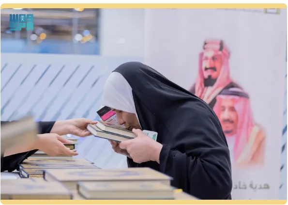 منفذ جديدة عرعر يودع أول دفعة من الحجاج العراقيين المغادرين منفذ جديدة عرعر يودع أول دفعة من الحجاج العراقيين المغادرين