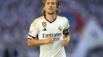 مودريتش يوضح رأيه بشأن الانتقال إلى ميلان