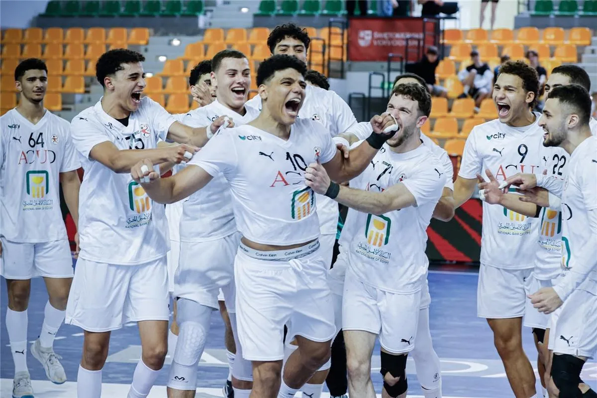 موعد وتردد القناة لنقل مباراة مصر وألمانيا اليوم في بطولة كأس العالم لكرة اليد للشباب.