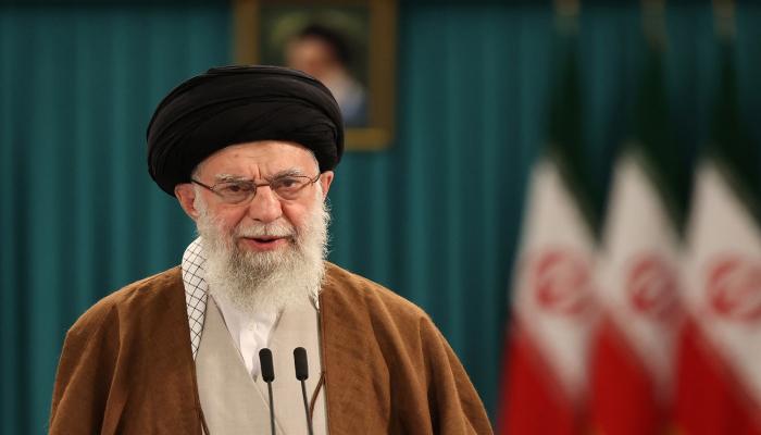 موقع إيراني: خامنئي يمنح “حصة كبيرة” من صلاحياته للمجلس الأعلى للحرس الثوري موقع إيراني: خامنئي يمنح “حصة كبيرة” من صلاحياته للمجلس الأعلى للحرس الثوري