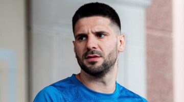 ميتروفيتش يفاجئ الهلال قبل مواجهة ريال مدريد