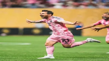 ميسي يستمر في كسر الأرقام القياسية خلال مسيرته الرياضية.