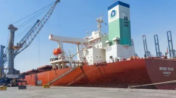 ميناء السخنة يستقبل أكبر سفينة لشحن الحبوب منذ تأسيسه بحمولة تتجاوز 180 ألف طن