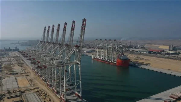 ميناء دمياط يستقبل 5 رافعات عملاقة ‘STS’ لتطوير أرصفة مشروع ‘تحيا مصر 1’ ميناء دمياط يستقبل 5 رافعات عملاقة ‘STS’ لتطوير أرصفة مشروع ‘تحيا مصر 1’