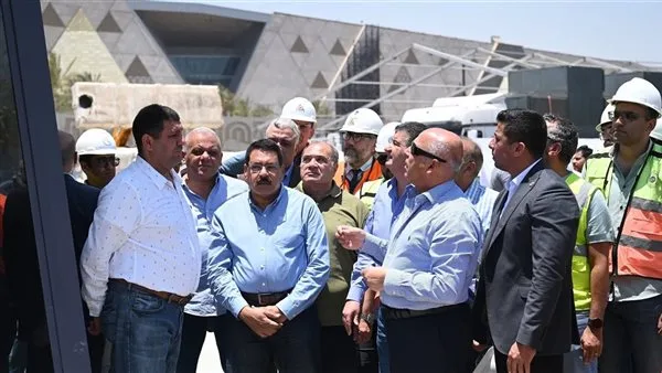 نائب رئيس الوزراء يعلن عن تفاصيل المرحلتين الثانية والثالثة من الخط الرابع لمترو الأنفاق نائب رئيس الوزراء يعلن عن تفاصيل المرحلتين الثانية والثالثة من الخط الرابع لمترو الأنفاق