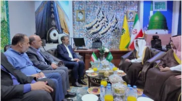 نائب وزير الحج والعمرة يقوم بجولة تفقدية لمواقع سكن الحجاج الإيرانيين في مكة المكرمة