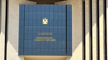نائب وزير الخارجية يهنئ الطلاب المصريين في الكويت: مصر تفتخر بمتفوقيها