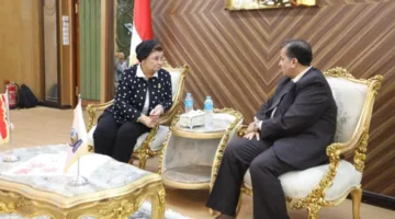 نائب وزير الصحة يناقش مع رئيس جامعة جنوب الوادي سبل تعزيز التعاون لتحسين الخصائص السكانية والصحة الإنجابية