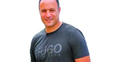 نادر السيد يثني على تعيين جون إدوارد كمدير رياضي لنادي الزمالك