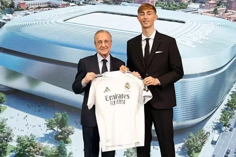 “نادي حياتي”: هويسن يشارك طموحاته مع ريال مدريد “نادي حياتي”: هويسن يشارك طموحاته مع ريال مدريد