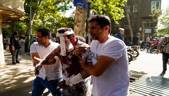 نتنياهو يُعلن عن مقتل رئيس الاستخبارات الإيرانية ونائبه في ضربة جوية بطهران اليوم. نتنياهو يُعلن عن مقتل رئيس الاستخبارات الإيرانية ونائبه في ضربة جوية بطهران اليوم.