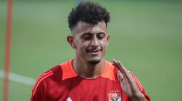 نجم الإسماعيلي السابق: الساعي سيتألق مع المصري ويدعو لإقالة نصر أبو الحسن
