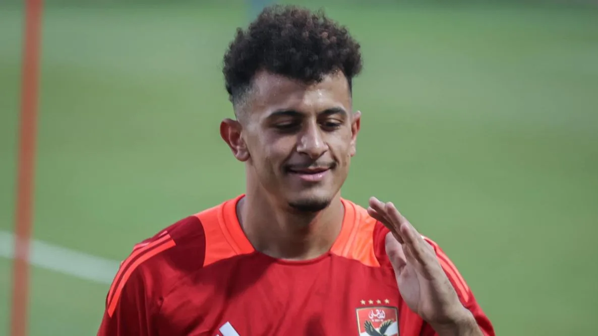 نجم الإسماعيلي السابق: الساعي سيتألق مع المصري ويدعو لإقالة نصر أبو الحسن