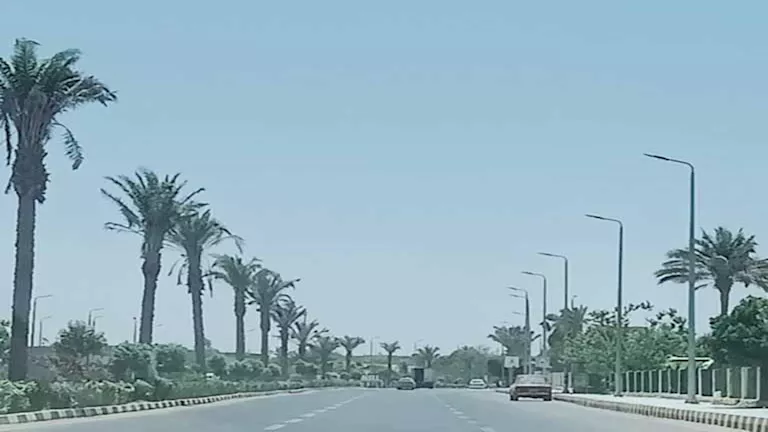 نسيم لطيف يخفف الأجواء في جنوب سيناء.. والمحافظة تعلن حالة الاستنفار نسيم لطيف يخفف الأجواء في جنوب سيناء.. والمحافظة تعلن حالة الاستنفار