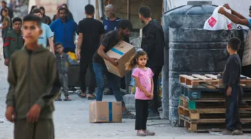 نظام توزيع مميت: مقتل 50 شخصًا، نصفهم بالقرب من موقع توزيع المساعدات الغذائية في غزة