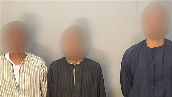 نظراً لنزاعات الجوار وألعاب الأطفال.. arrest 3 suspects who attempted to abduct a tuk-tuk driver in Asyut.