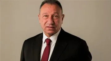 نظرًا للظروف الصحية: محمود الخطيب، رئيس النادي الأهلي، يعتذر عن المشاركة في حفل افتتاح كأس العالم للأندية.