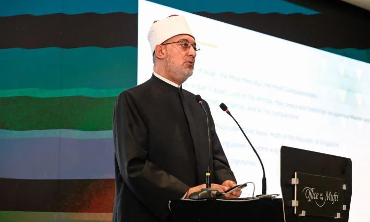 نظير عياد: الفتاوى المعاصرة تواجه تحديات كبيرة تستلزم الوعي والانضباط نظير عياد: الفتاوى المعاصرة تواجه تحديات كبيرة تستلزم الوعي والانضباط