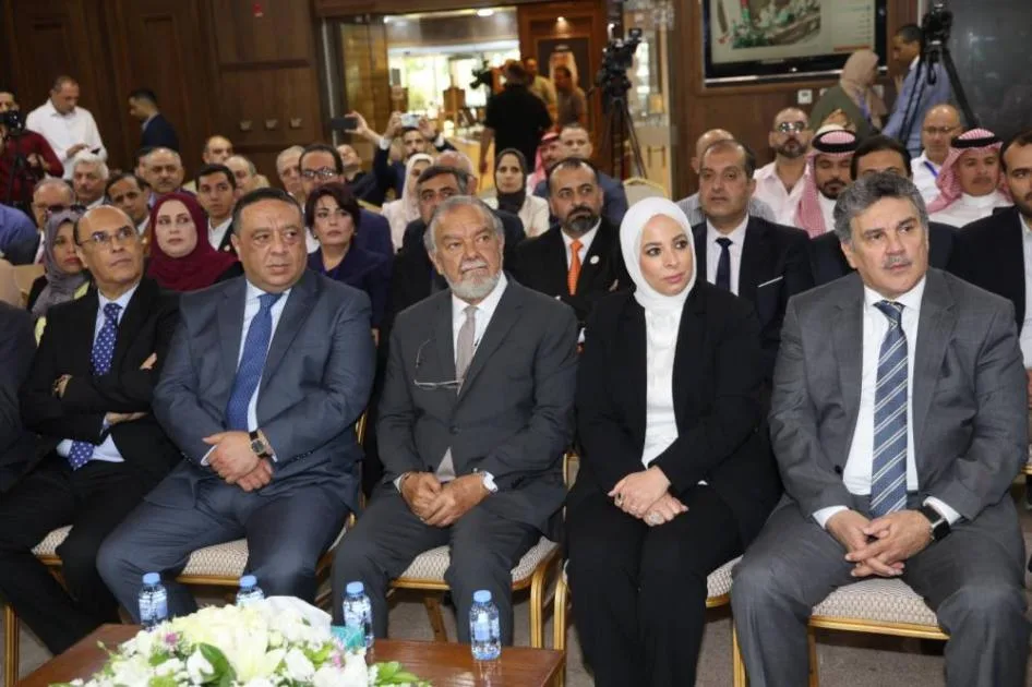 نموذج فريد في معرض البريد العربي بالأردن