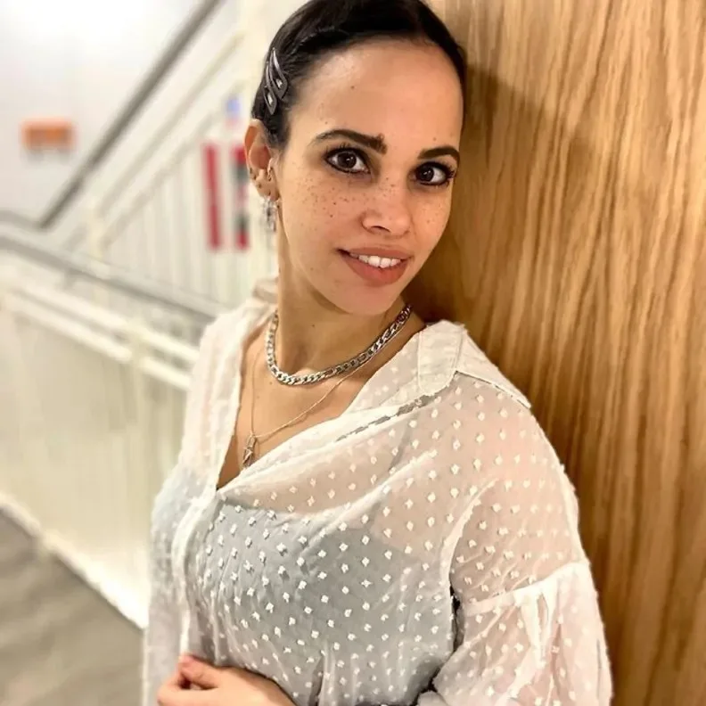 نور عمرو دياب تثير الجدل بتصريح مثير: «أنا ابنة شيرين رضا».. وما هو اللغز على وسائل التواصل الاجتماعي؟ نور عمرو دياب تثير الجدل بتصريح مثير: «أنا ابنة شيرين رضا».. وما هو اللغز على وسائل التواصل الاجتماعي؟