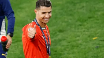هدية ورسالة من كريستيانو رونالدو إلى دونالد ترامب