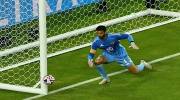 هل الشناوي ضمنهم؟… اللاعبون الأكبر سناً في كأس العالم للأندية