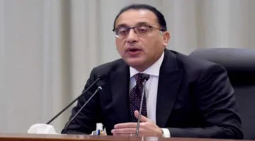 هل تتهيأ مصر لإجراء تعديل وزاري؟.. مصادر توضح ما يحدث وراء الأبواب المغلقة (حصري)