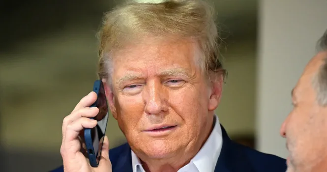 هل ترامب يوفر سهولة أكبر للمحتالين والجواسيس للوصول إليه؟ هل ترامب يوفر سهولة أكبر للمحتالين والجواسيس للوصول إليه؟