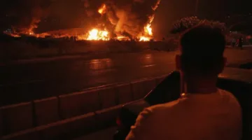 هل تعتزم إيران إغلاق مضيق هرمز؟