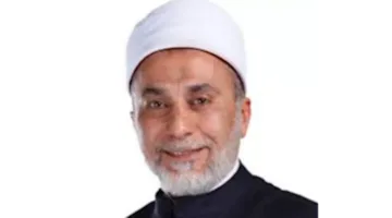 هل زيارة المريض فرض أم سنّة؟.. عالم من الأزهر يوضح الأمر