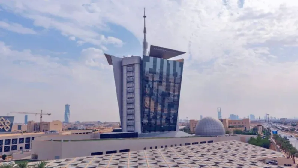 هيئة الاتصالات والتقنية تناقش استراتيجية جديدة للاستخدام التجاري والابتكاري للطيف الترددي هيئة الاتصالات والتقنية تناقش استراتيجية جديدة للاستخدام التجاري والابتكاري للطيف الترددي