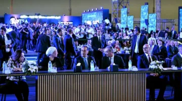 رئيس الوزراء: تأهيل 12 ألف شاب وشابة سنويًا في مجالات متطورة بقطاع الاتصالات وتكنولوجيا المعلومات