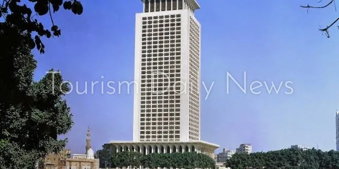 وزارة الخارجية والهجرة تُطلق بحثًا معمقًا عن أهمية الاستثمار في إفريقيا وزارة الخارجية والهجرة تُطلق بحثًا معمقًا عن أهمية الاستثمار في إفريقيا