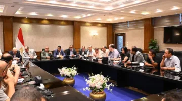 وزارة الشباب والرياضة تنظم جلسة استيضاح بشأن مزايدة المواقع الإعلانية في مركز الجزيرة.